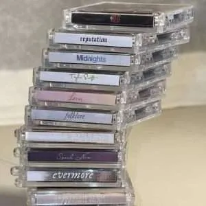 Taylor Swift Mini CD Keychain NFC